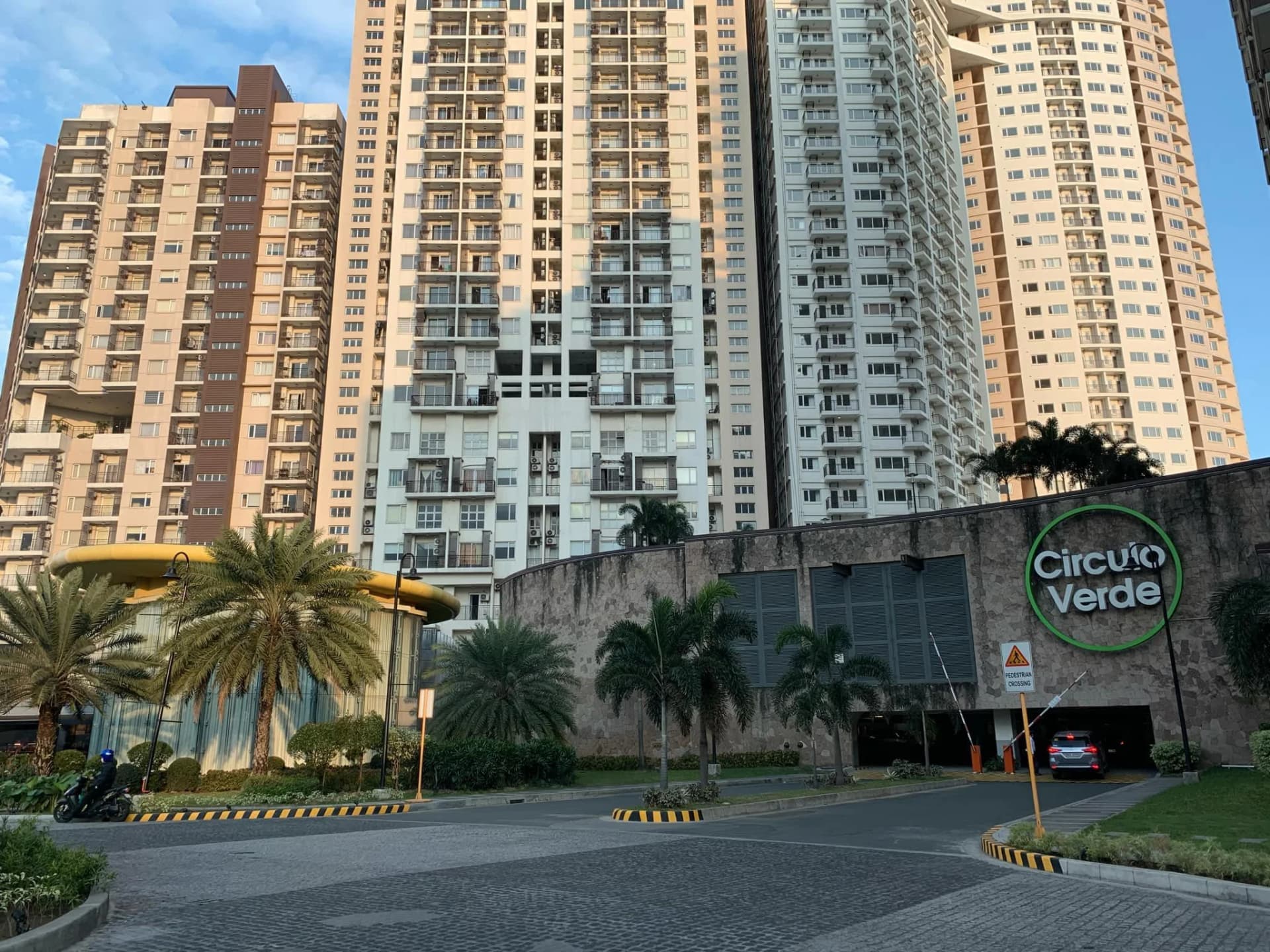 Circulo Verde | 2BR 47sqm Condo for Sale in Quezon City