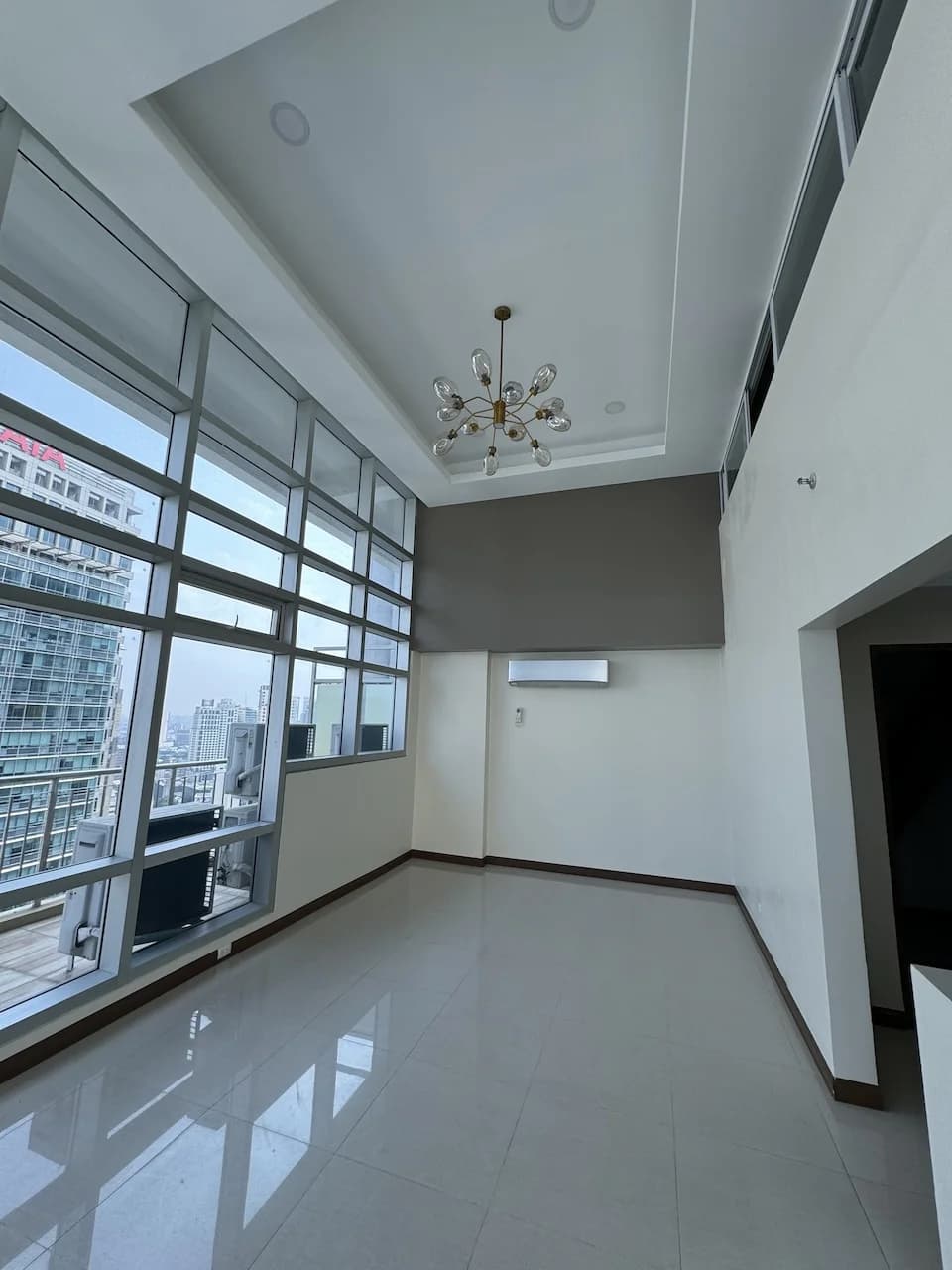The Stratosphere | 3BR 225sqm Condo for Sale in Makati City