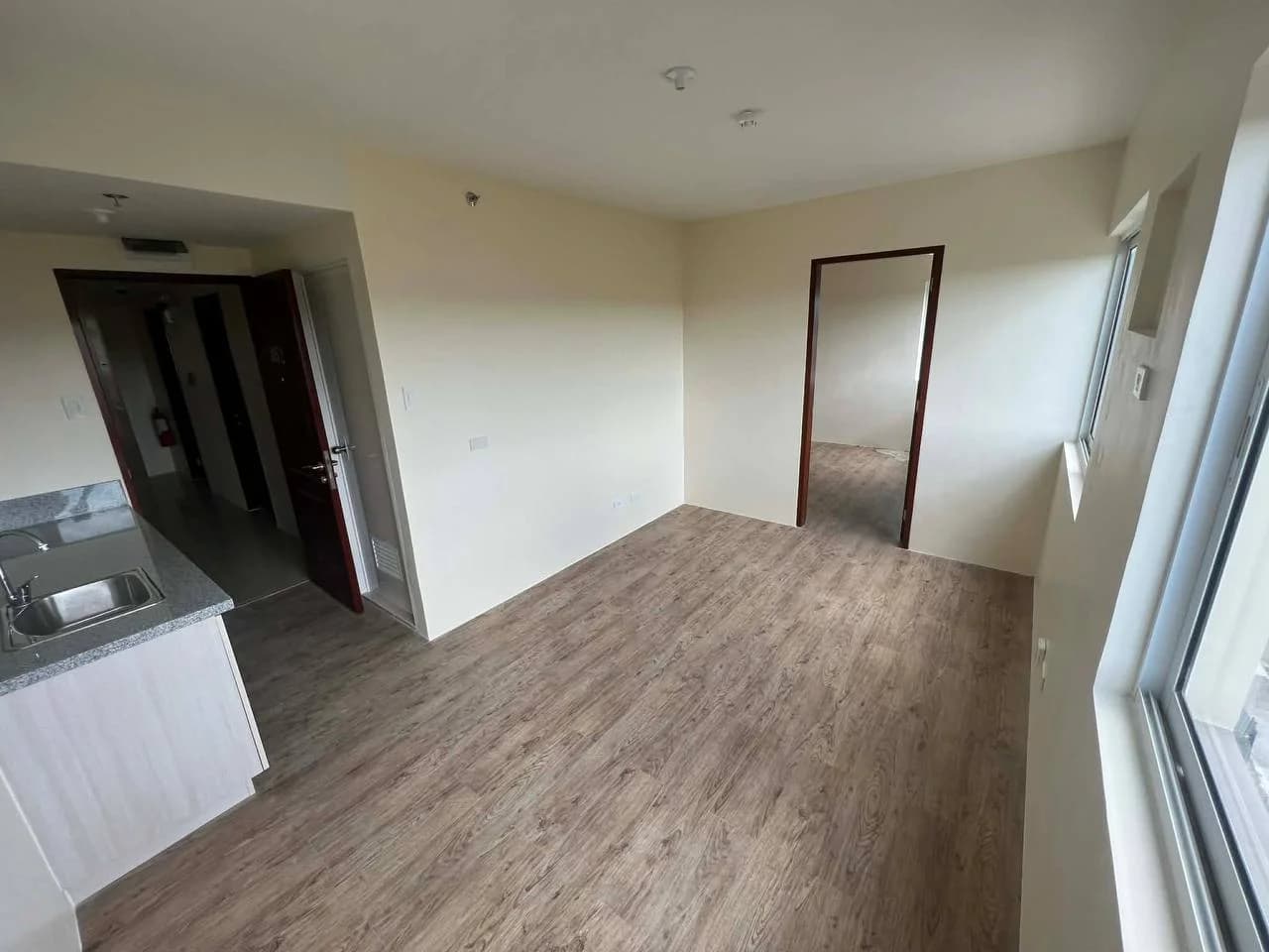 Fullerton Suites | 1BR 33sqm Condo for Sale in Cavite