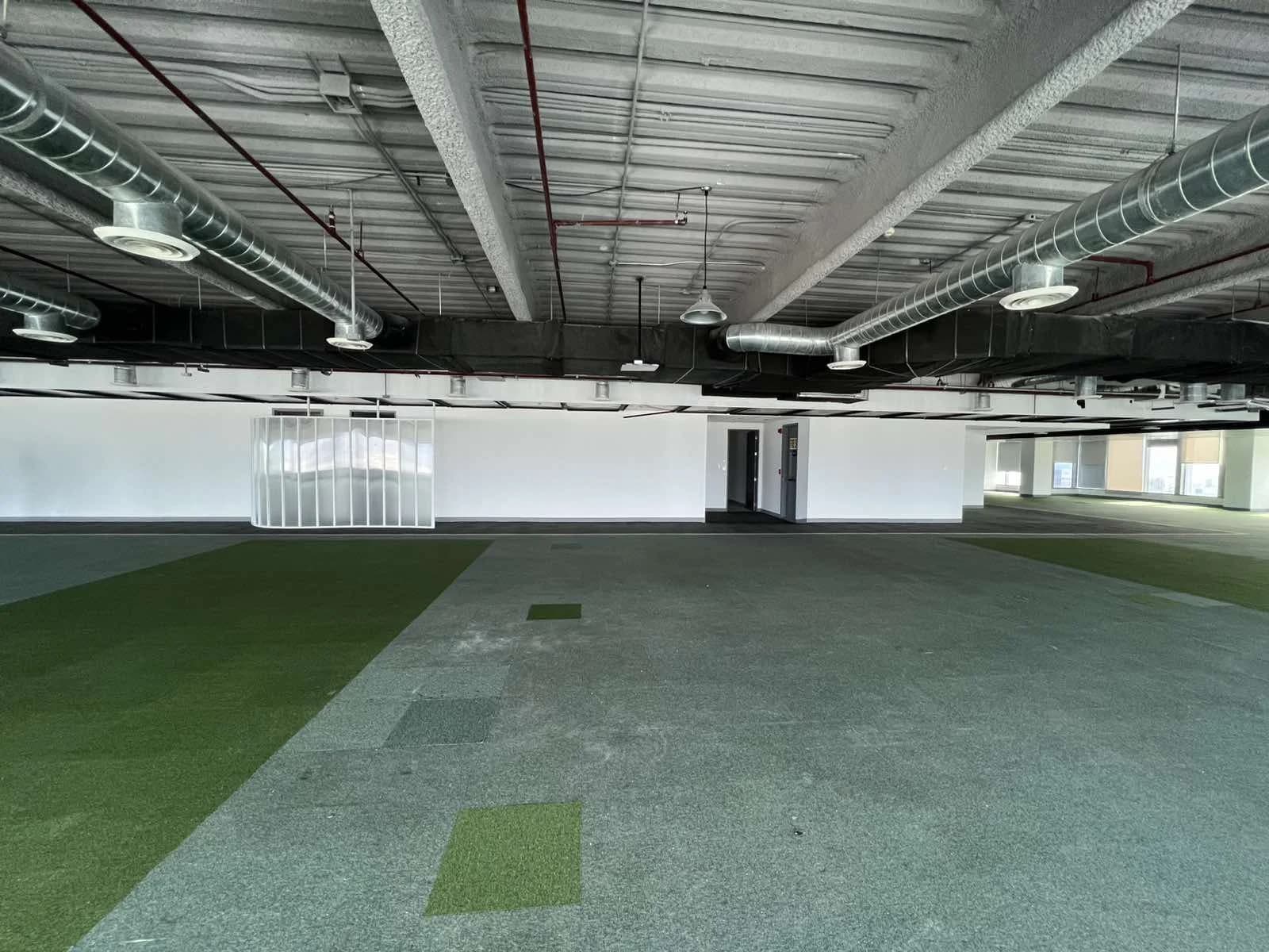 Pbcom Tower | 1486sqm Office Space for Rent in Makati City