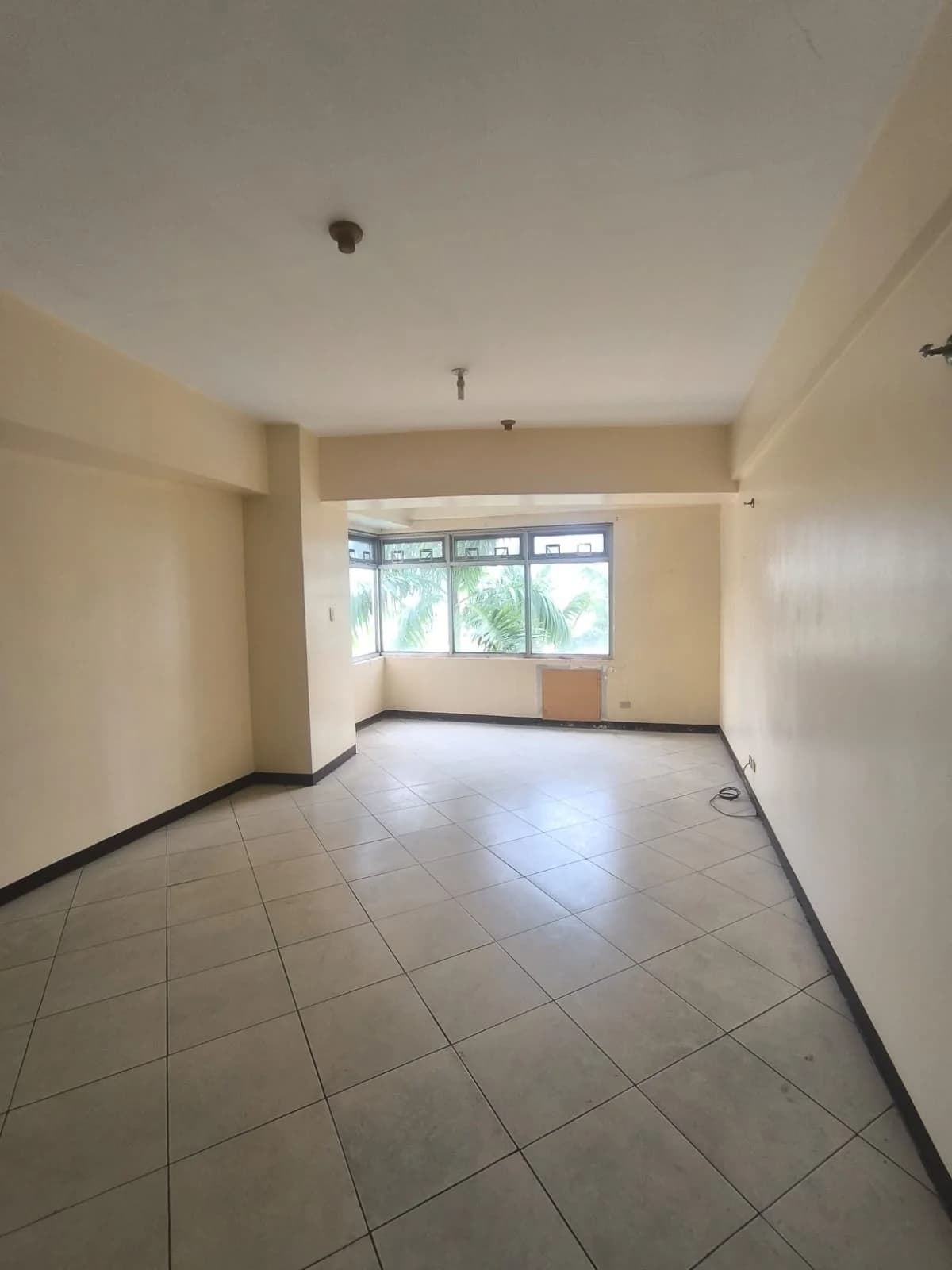 8 Wack Wack Condominium | 2BR 108sqm Condo for Sale in Mandaluyong City