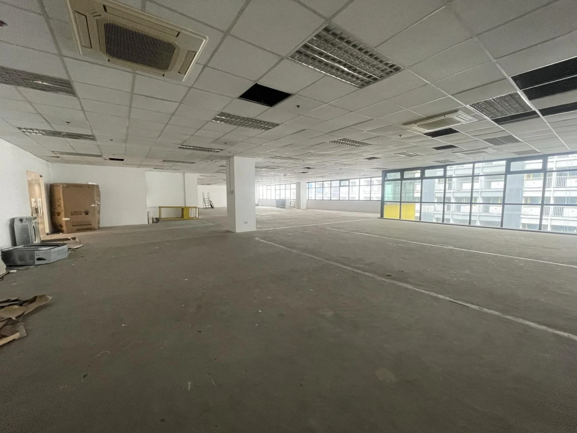 2251 It Hub | 396sqm Office Space for Rent in Makati City