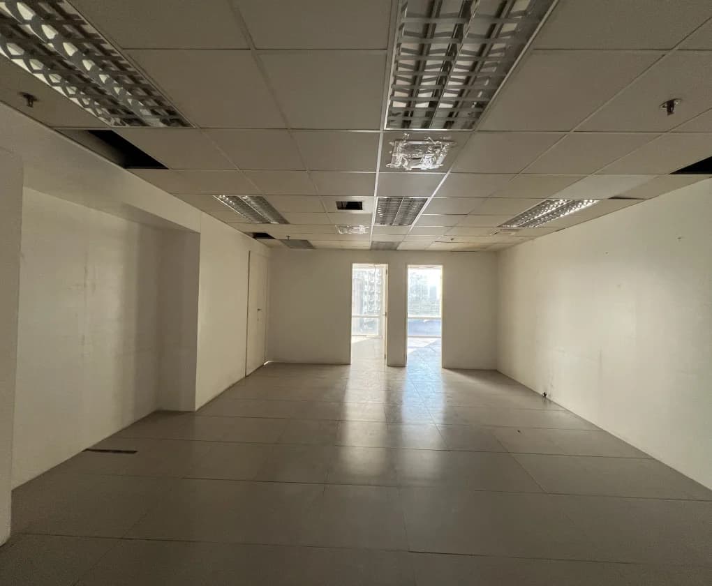 Office Space In 142 Amorsolo Building | 705sqm Office Space for Rent in Makati City - Legazpi Village