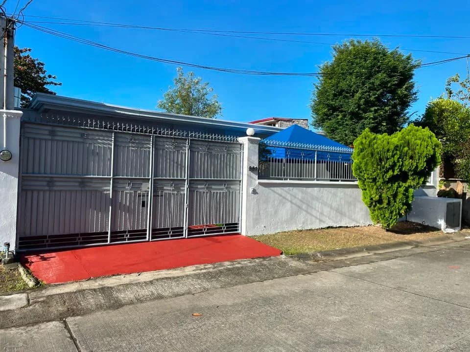 Bf Homes International | 3BR 200sqm House & Lot for Sale in Parañaque City