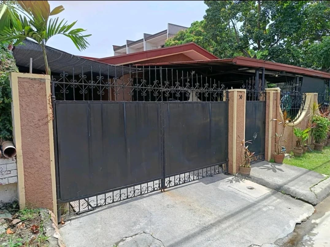 Brickton Village, Moonwalk Village | 3BR 90sqm House & Lot for Sale in Parañaque City