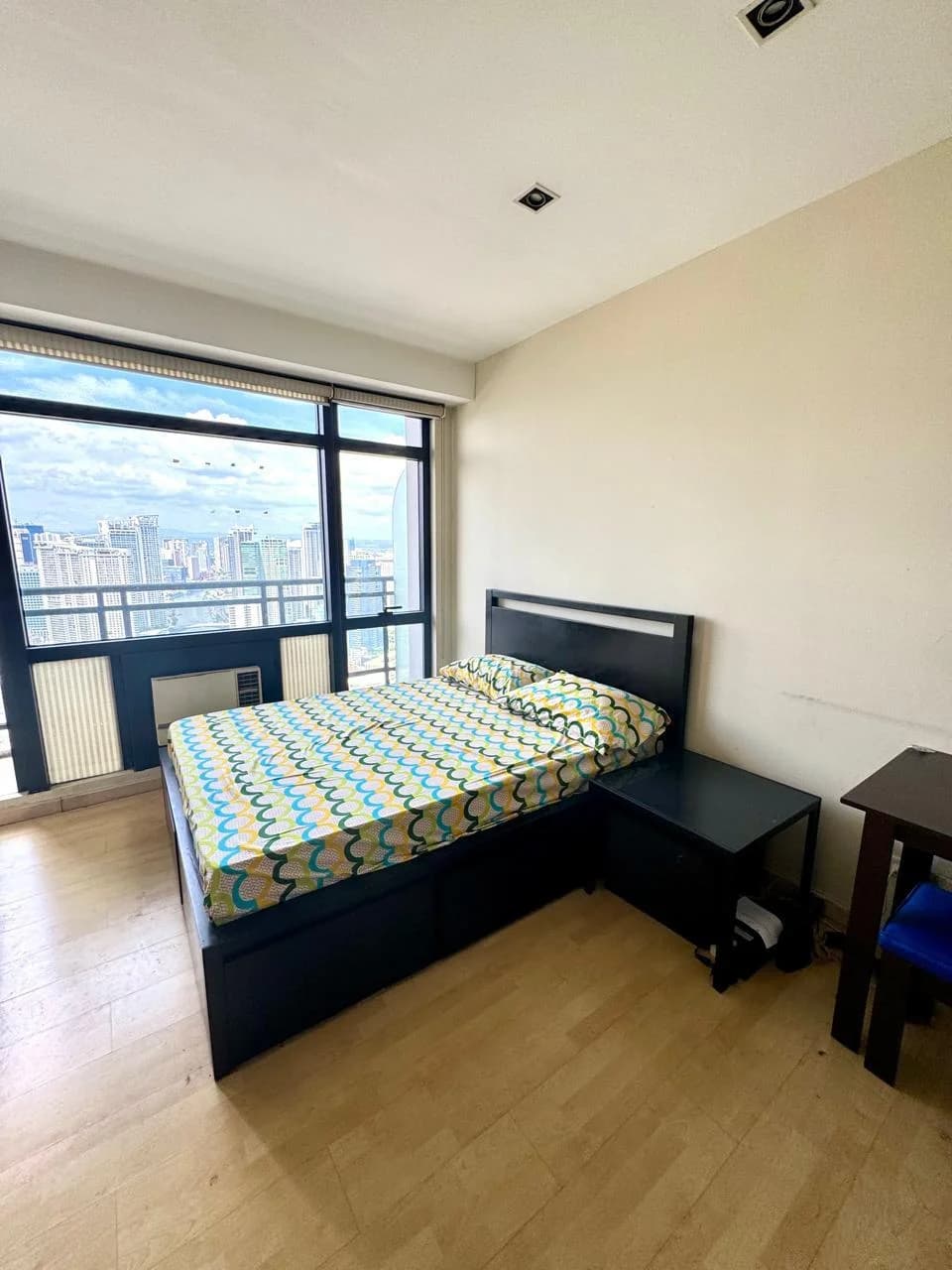 Gramercy Residences | Studio 30sqm Condo for Sale in Makati City