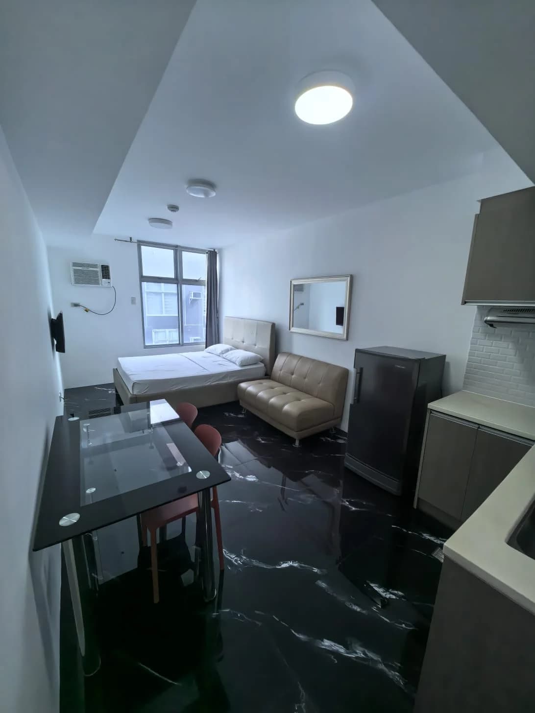 Serenity Tower | Studio 27sqm Condo for Sale in Makati City