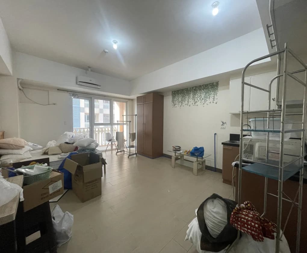 Venice Luxury Residences | Studio 40sqm Condo for Sale in Taguig City - Mckinley