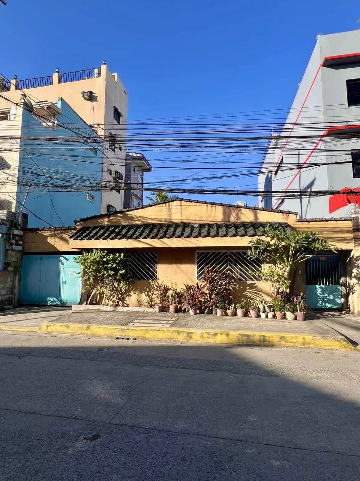 Mandaluyong Old House | House & Lot for Sale in Mandaluyong City