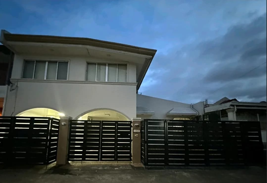 Moonwalk Village Phase 2 | 4BR 300sqm House & Lot for Sale in Parañaque City