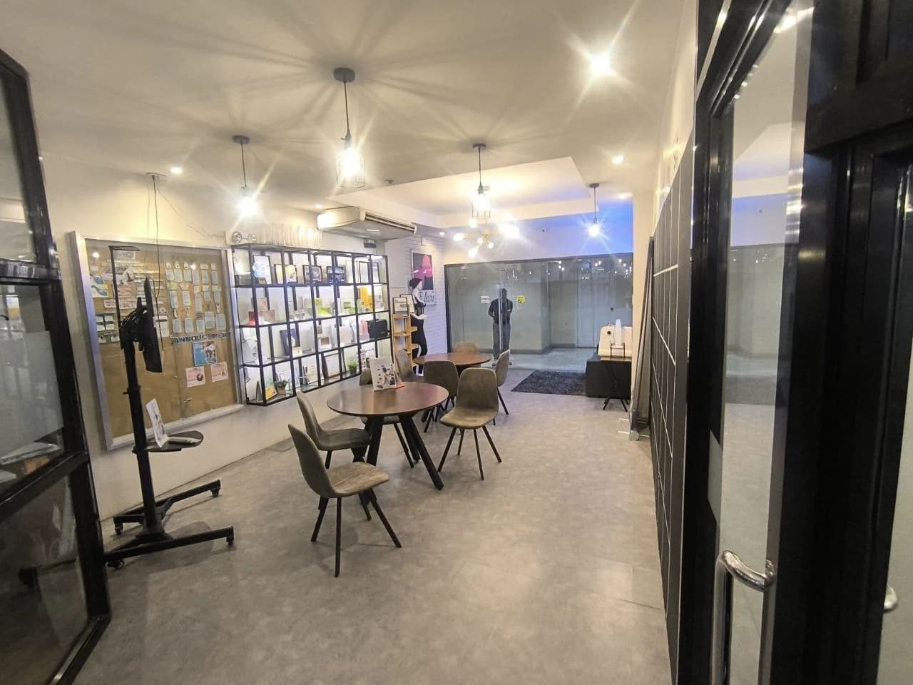Aic Burgundy | 203sqm Office Space for Sale in Pasig City